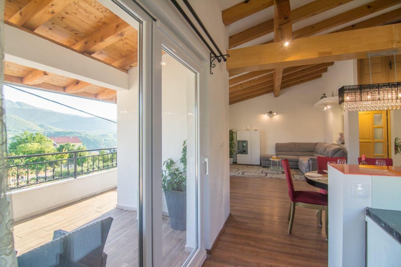 Village Holiday Apartman With Heated Pool Maslina Kostanje 외부 사진